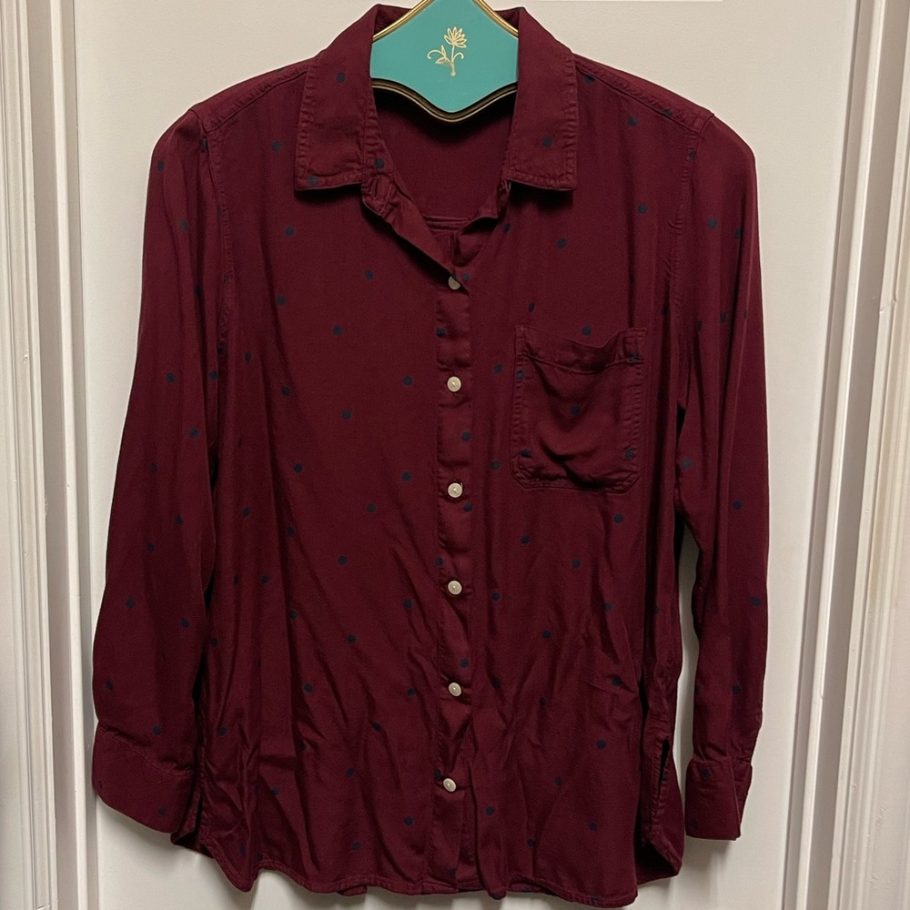 Old Navy Polka Dot Button Down Long Sleeve Blouse